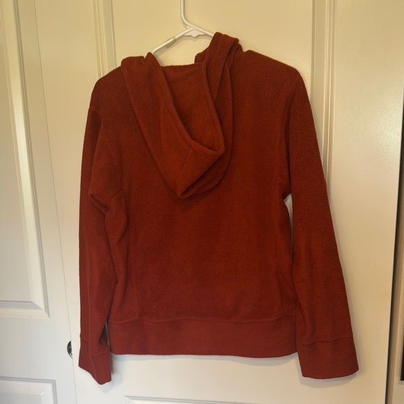 Patagonia Red Teddy Jacket Cozy Warmth and Style - Picture 5 of 9